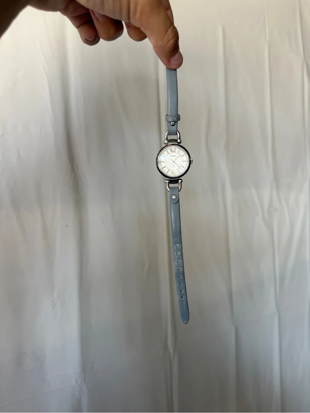 Fossil Women's Silver Case Light Gray Leather Strap Watch